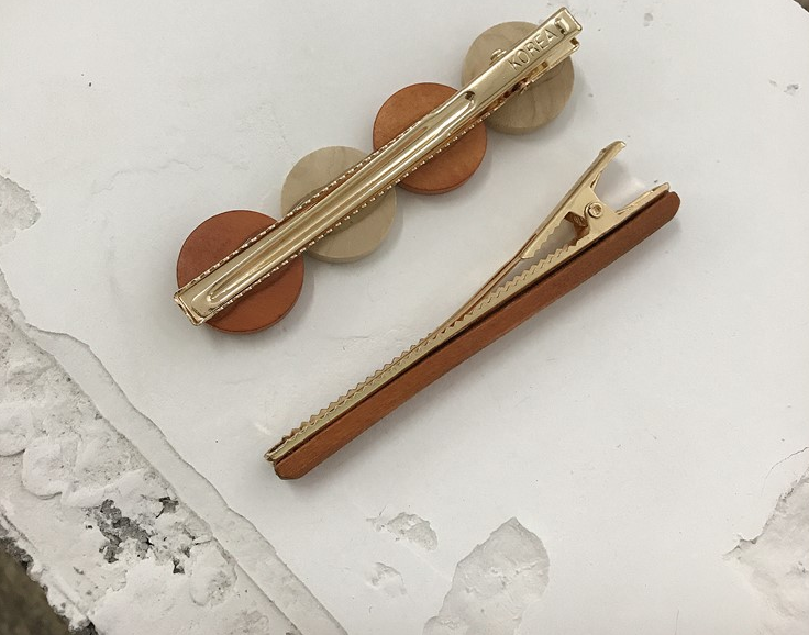 Various geometric hollow hair clips made of wood